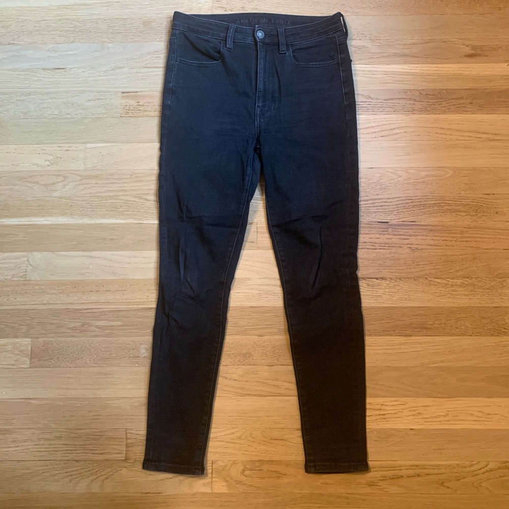 American Eagle Black Super Hi- Rise Jegging